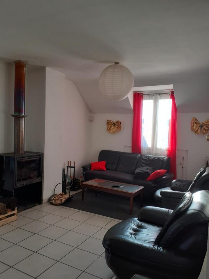 Appartement Spacieux Et Lumineux Олорон-Сент-Мари Экстерьер фото